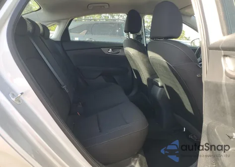 2020 Kia Forte Fe from USA, damaged, VIN 3KPF24AD3LE173715